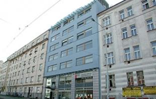Na Žertvách 34, Prague